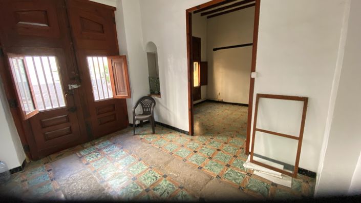 Image No.7-4 Bed Townhouse for sale