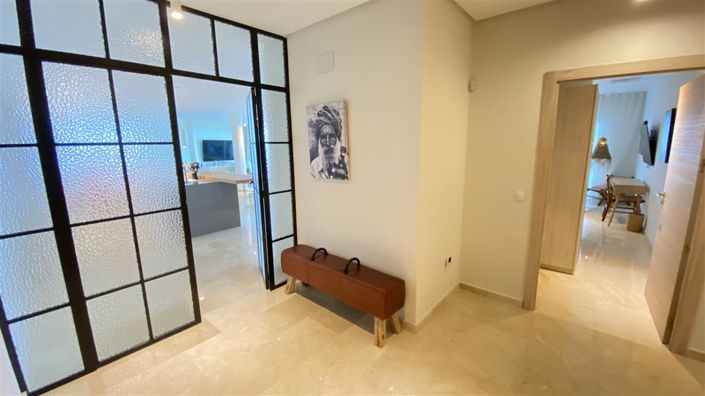 Image No.17-6 Bed Apartment for sale