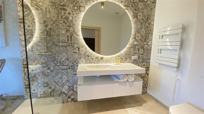 Image No.45-6 Bed Apartment for sale