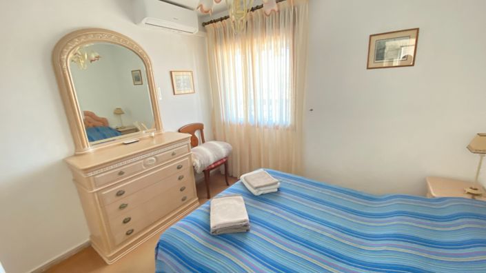 Image No.19-2 Bed Apartment for sale