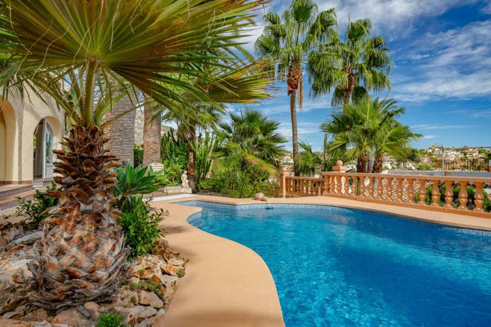 Image No.36-5 Bed Villa for sale