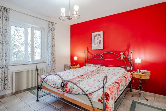 Image No.8-5 Bed Villa for sale