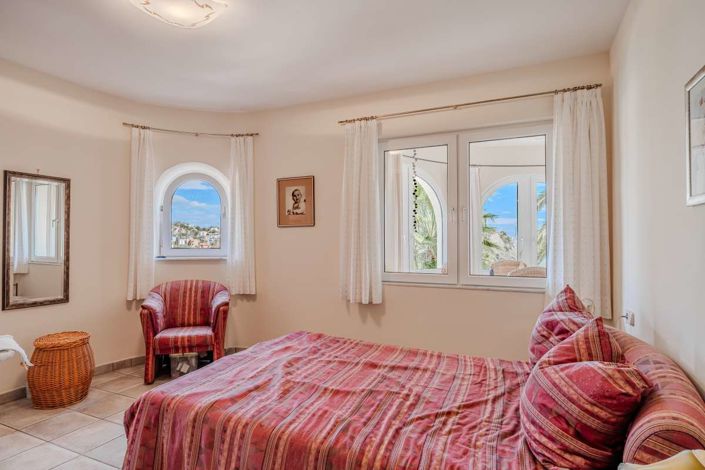 Image No.9-5 Bed Villa for sale