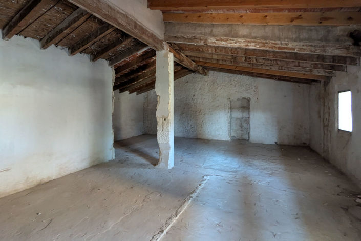 Image No.16-2 Bed Villa for sale