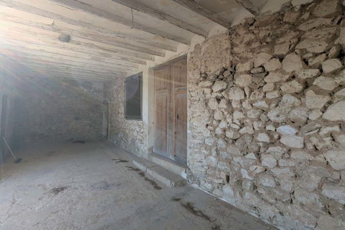 Image No.18-2 Bed Villa for sale