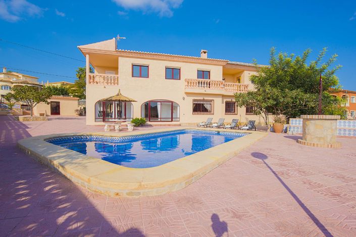 Image No.1-11 Bed Villa for sale