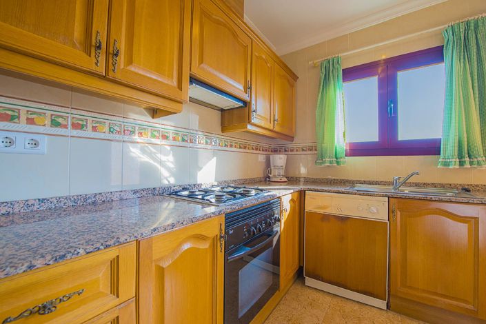 Image No.13-11 Bed Villa for sale