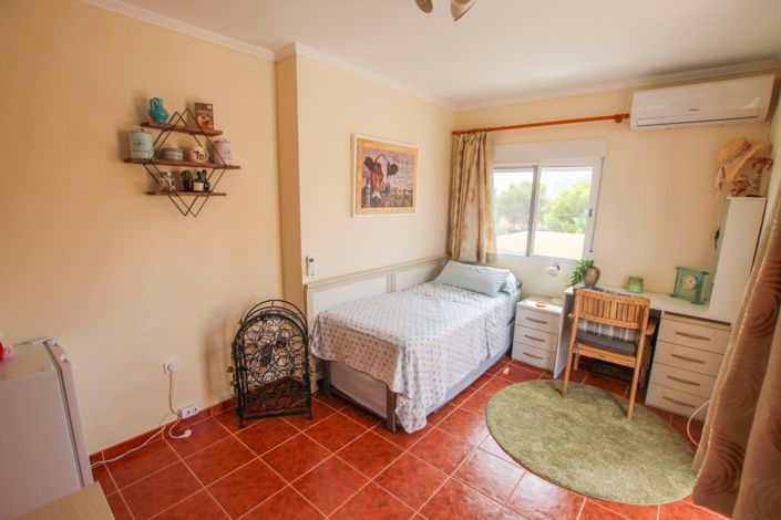 Image No.14-3 Bed Villa for sale