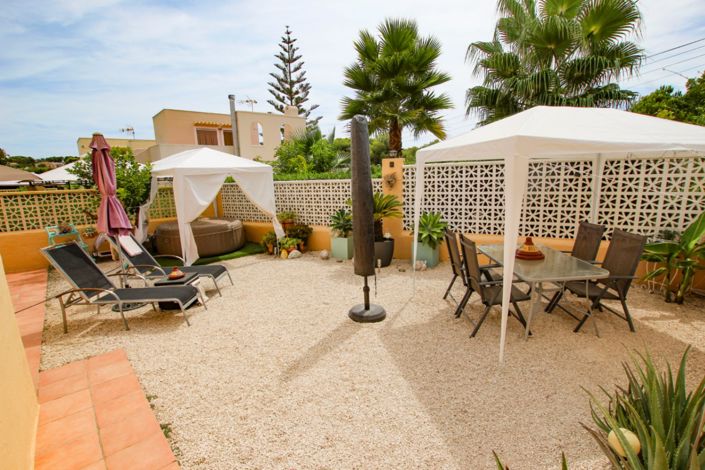 Image No.22-3 Bed Villa for sale