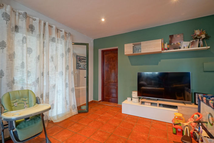 Image No.37-5 Bed Villa for sale