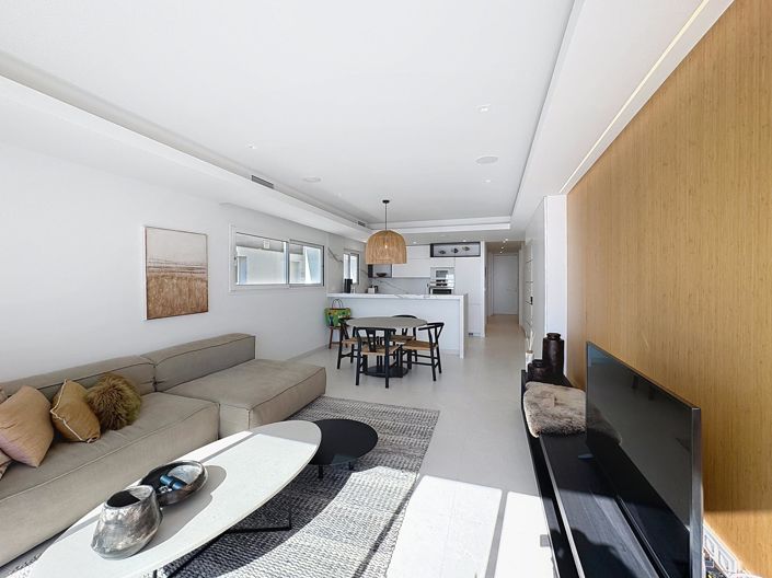 Image No.15-3 Bed Apartment for sale