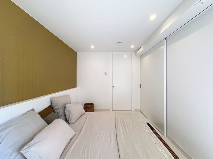 Image No.25-3 Bed Apartment for sale