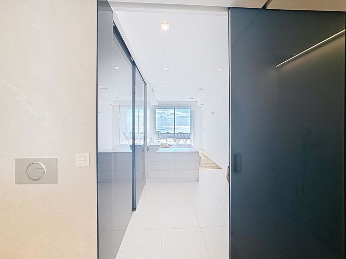 Image No.40-3 Bed Apartment for sale