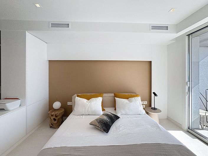 Image No.42-3 Bed Apartment for sale