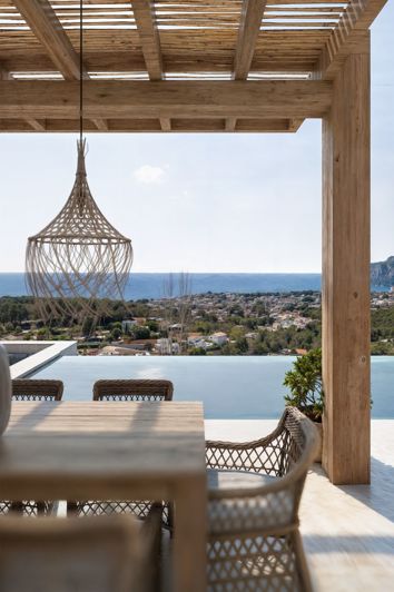 Image No.3-4 Bed Villa for sale