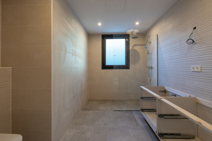 Image No.17-3 Bed Villa for sale