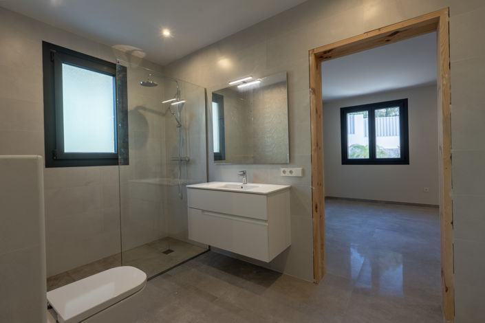 Image No.19-3 Bed Villa for sale