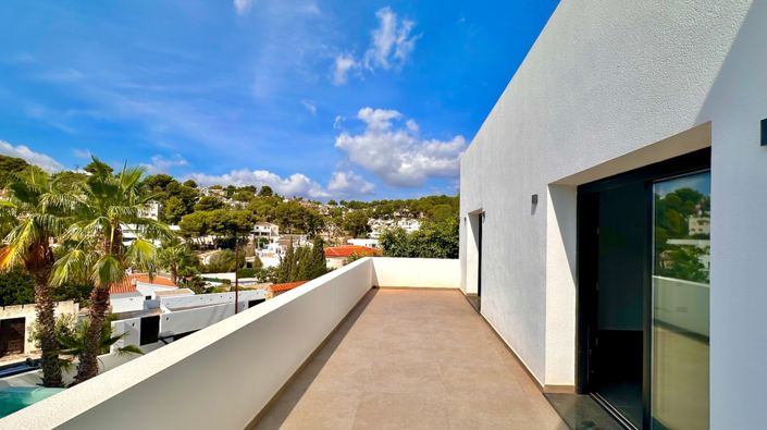 Image No.17-4 Bed Villa for sale