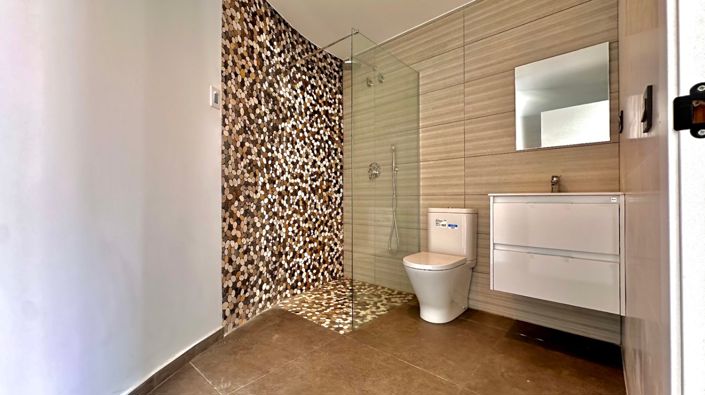 Image No.25-4 Bed Villa for sale