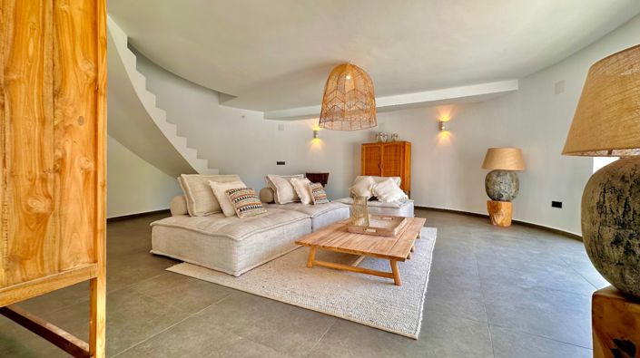 Image No.29-4 Bed Villa for sale