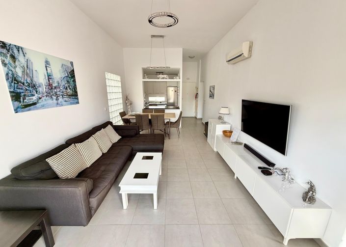 Image No.3-3 Bed Villa for sale