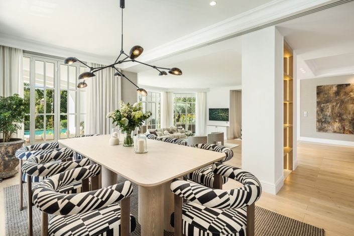 Image No.8-5 Bed Villa for sale