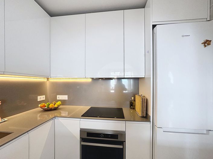 Image No.11-3 Bed Apartment for sale