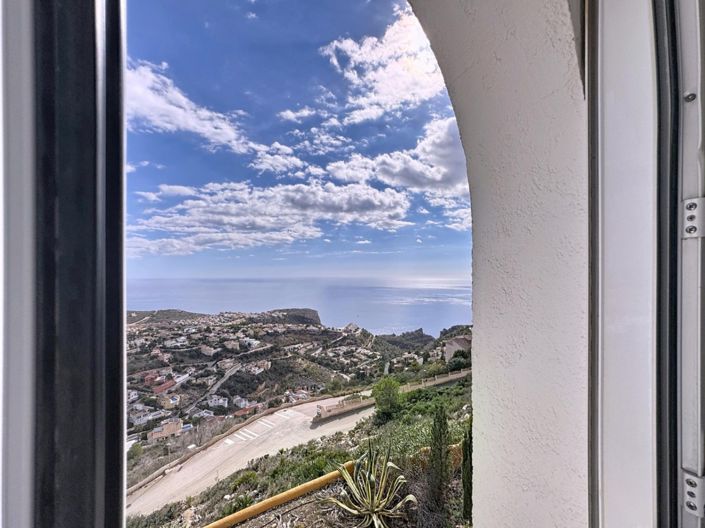 Image No.31-3 Bed Apartment for sale