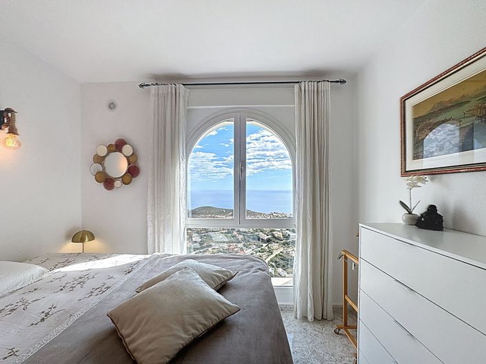 Image No.33-3 Bed Apartment for sale