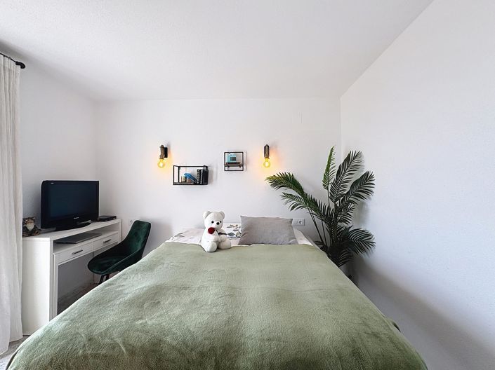 Image No.34-3 Bed Apartment for sale