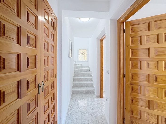 Image No.43-3 Bed Apartment for sale