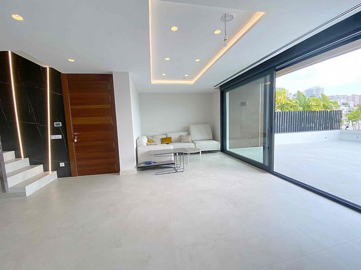 Image No.7-Villa de 4 chambres à vendre à Benidorm