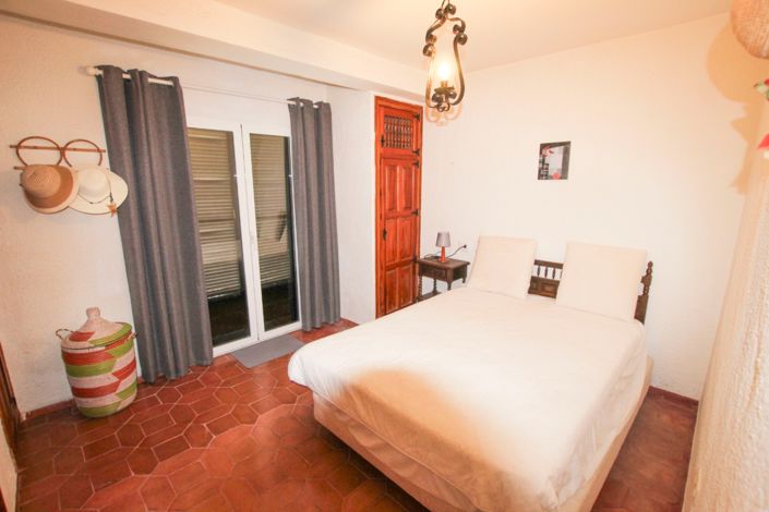 Image No.18-4 Bed Villa for sale