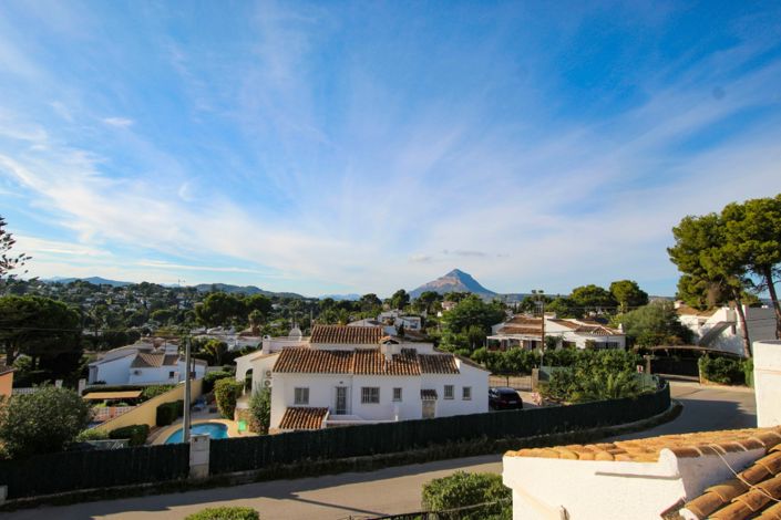 Image No.42-4 Bed Villa for sale