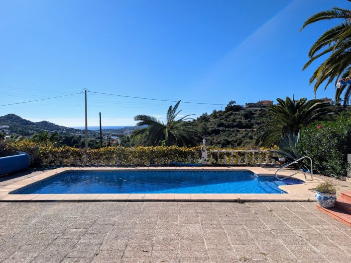 Image No.3-3 Bed Villa for sale