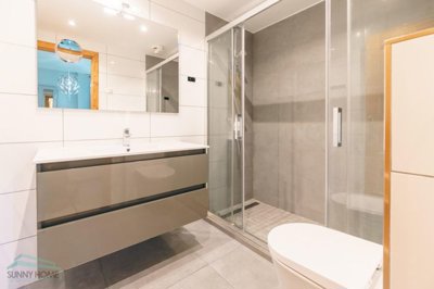 grjkwjm78n8aeb2f86weu