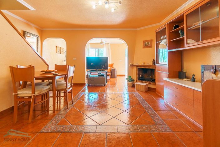 Image No.3-3 Bed Townhouse for sale