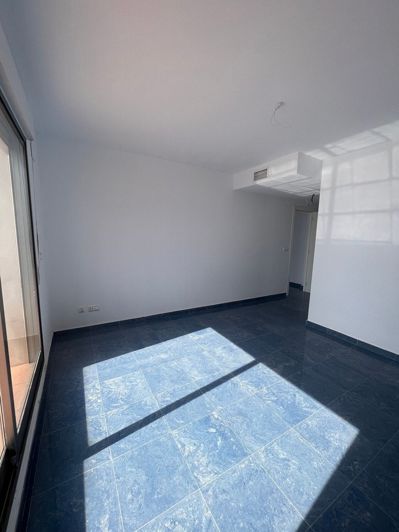 Image No.8-3 Bed Penthouse for sale