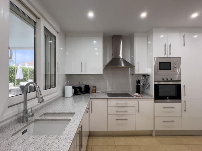 Image No.15-3 Bed Villa for sale