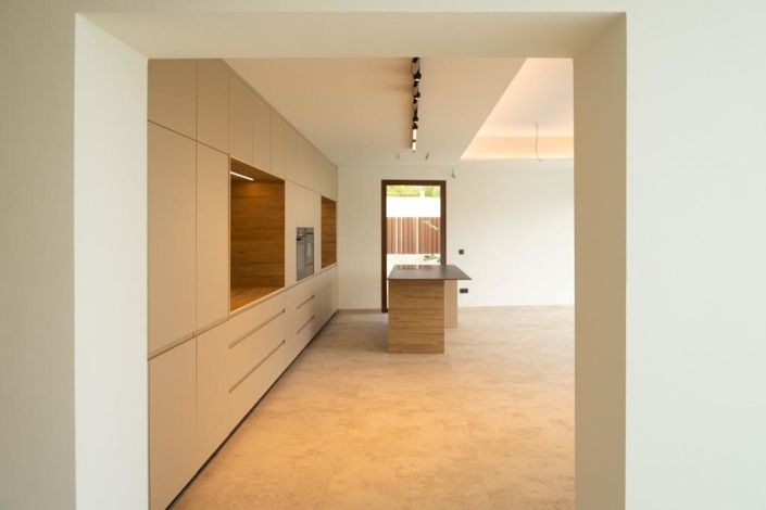 Image No.12-4 Bed Villa for sale