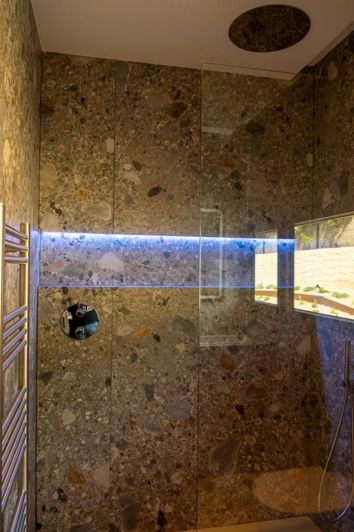 Image No.29-4 Bed Villa for sale