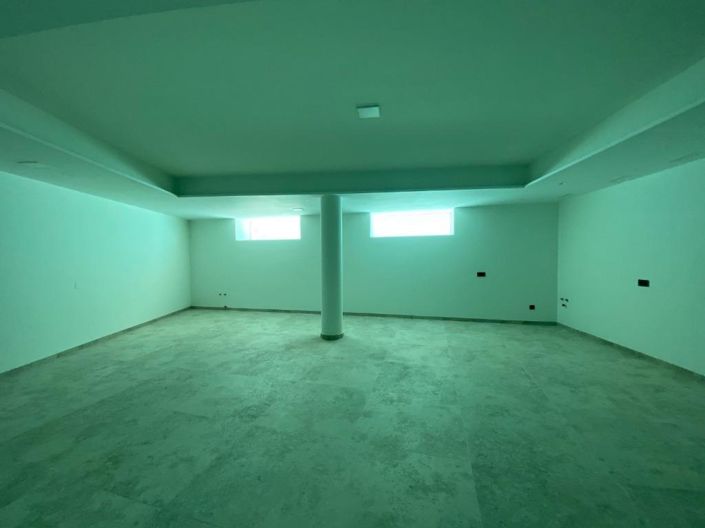 Image No.32-4 Bed Villa for sale