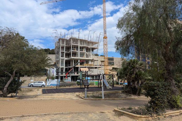 Image No.15-3 Bed Apartment for sale