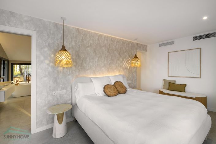 Image No.6-4 Bed Villa for sale