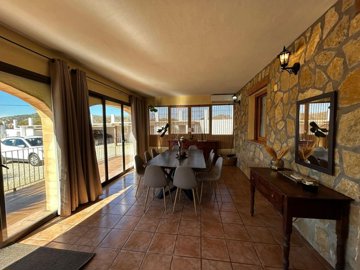 20f769ea-cbbf-4bcb-8ba5-d1fb615210f3-whatsapp