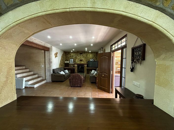 Image No.14-7 Bed Villa for sale