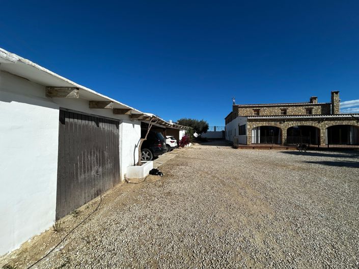 Image No.31-7 Bed Villa for sale