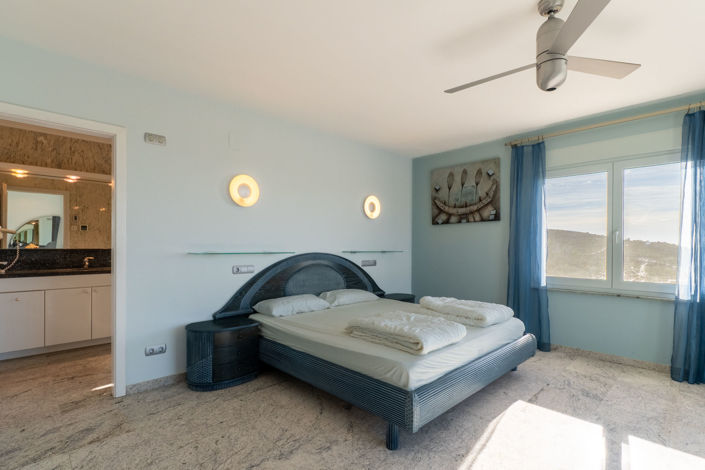 Image No.16-4 Bed Villa for sale