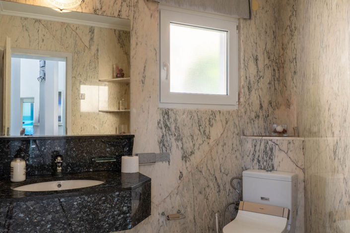 Image No.4-4 Bed Villa for sale