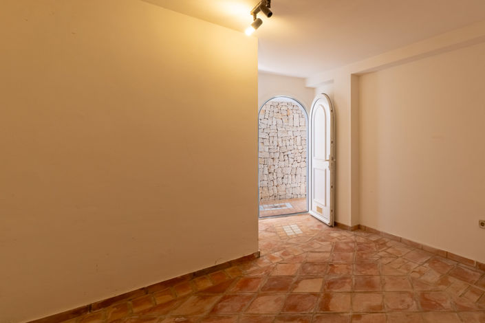 Image No.12-5 Bed Villa for sale